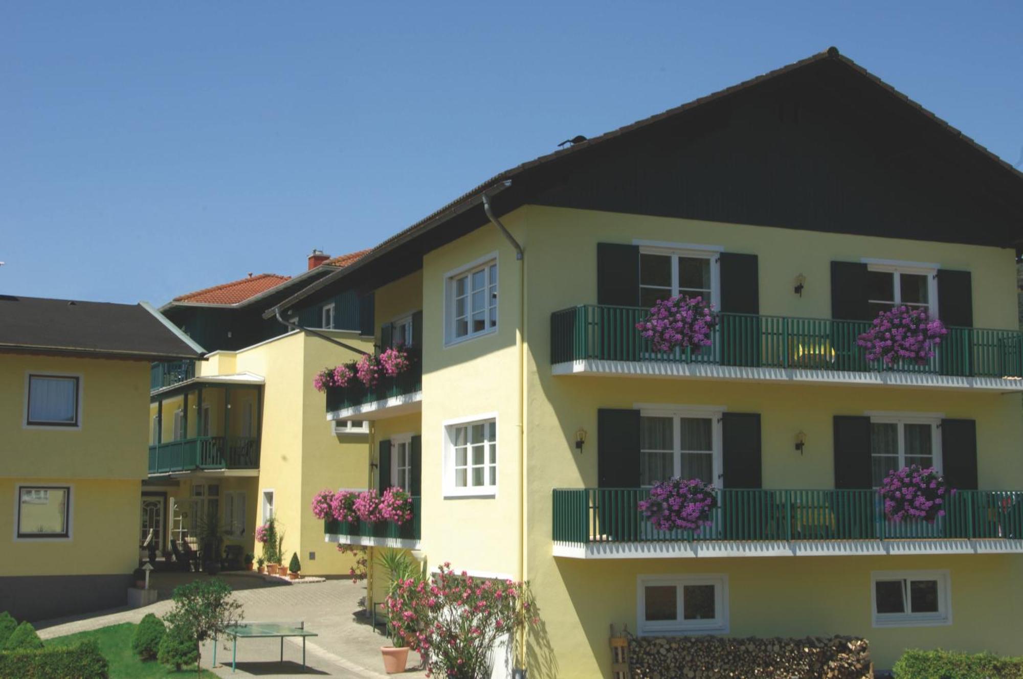 Die Wunder S Ferienpension Portschach am Woerthersee Exterior foto